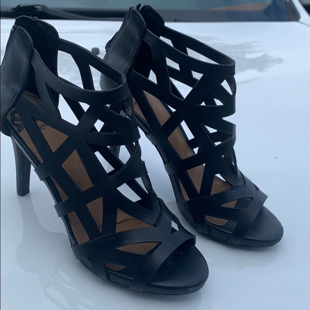 Fergalicous cage heels